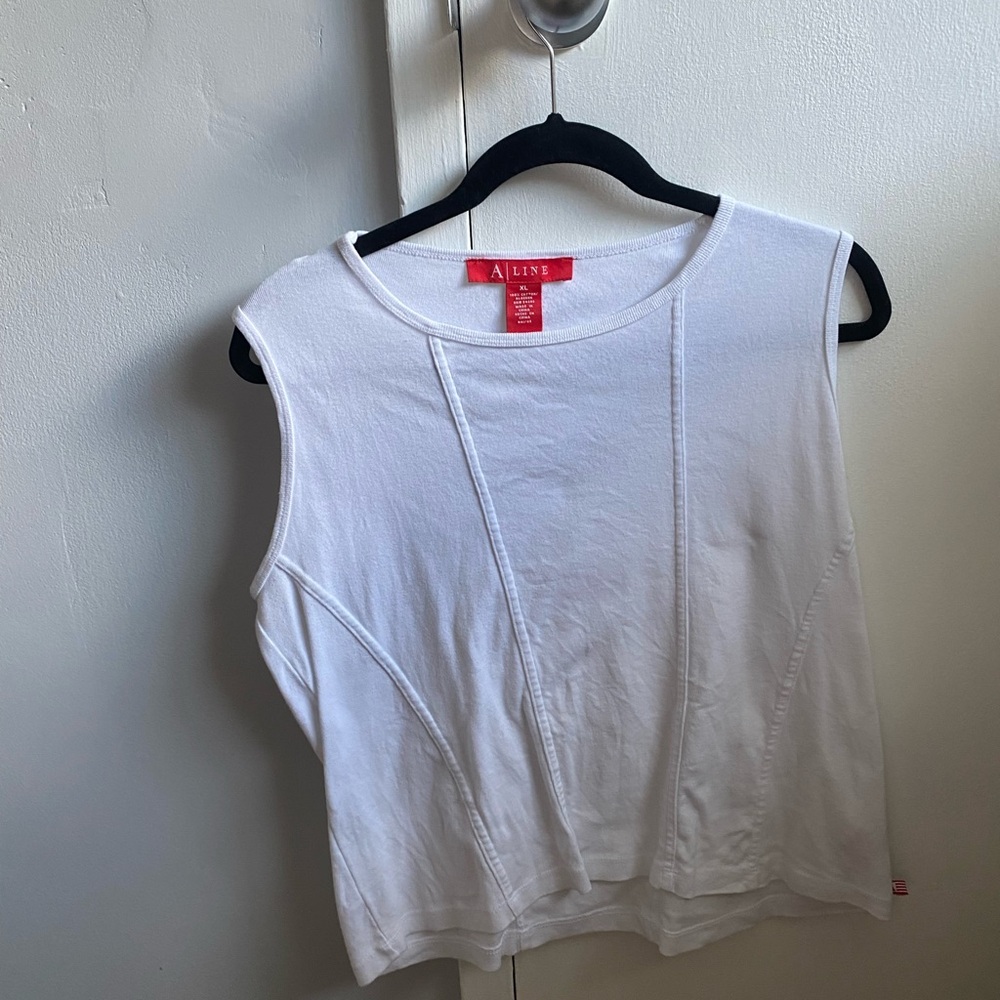 White Sleeveless Crop Tank Top